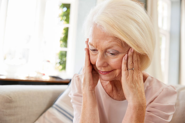 Alzheimer Hastalığı İçin Tıbbi Ve Bitkisel İlaç Tedavileri Nasıl Uygulanır